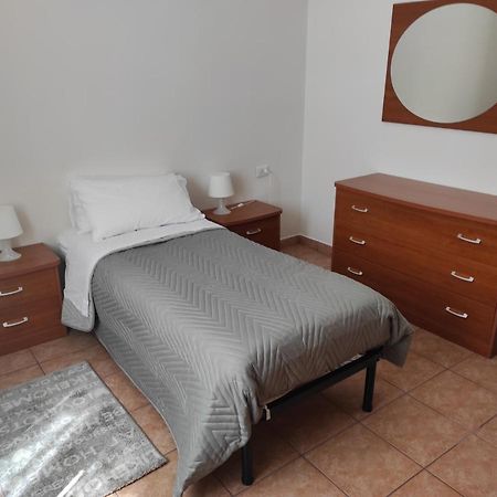 Casa Di Luca Apartment Lecco Bagian luar foto
