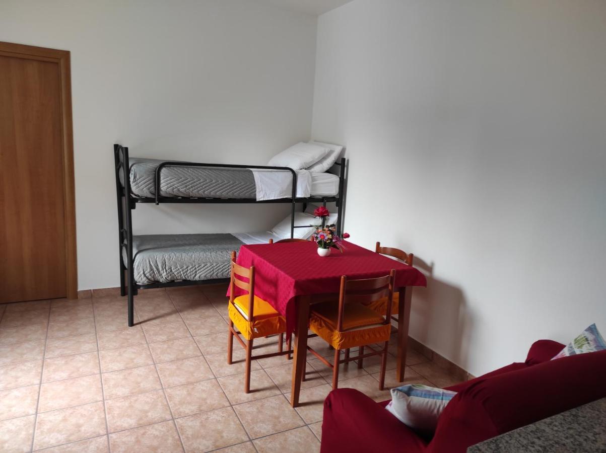 Casa Di Luca Apartment Lecco Bagian luar foto