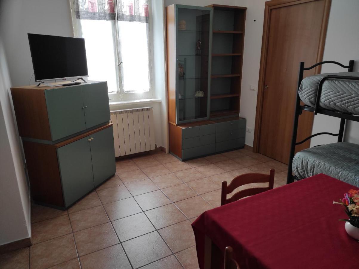 Casa Di Luca Apartment Lecco Bagian luar foto